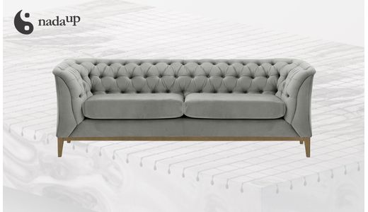 Chesterfield Modern 2,5 Seater Sofa Wood with medical foam