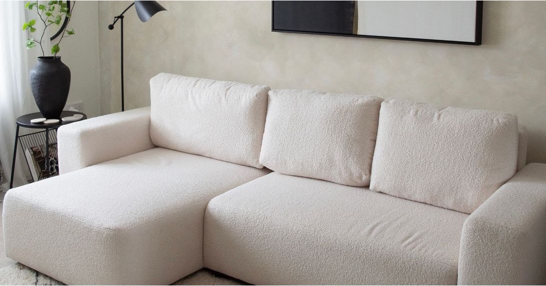 Personalising a sofa bed: design and fabric options
