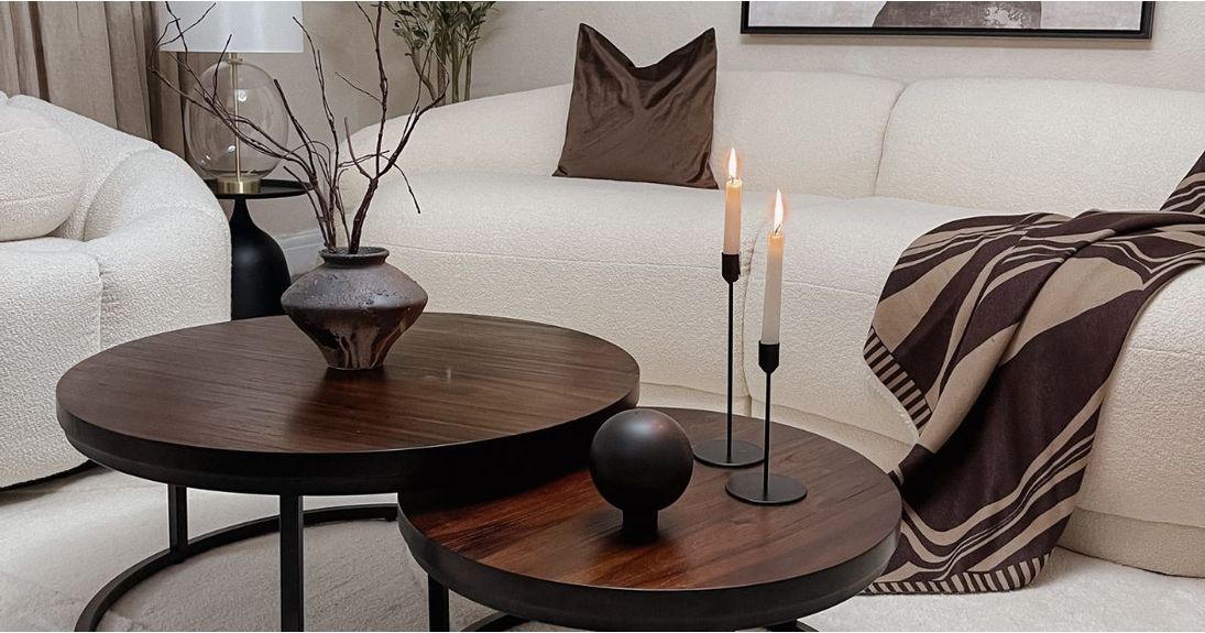 Coffee Table in the Living Room – How to Match It with the Rest of the Décor?