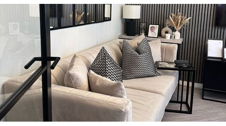 5 Layout Tips for an Awkwardly Shaped Living Room