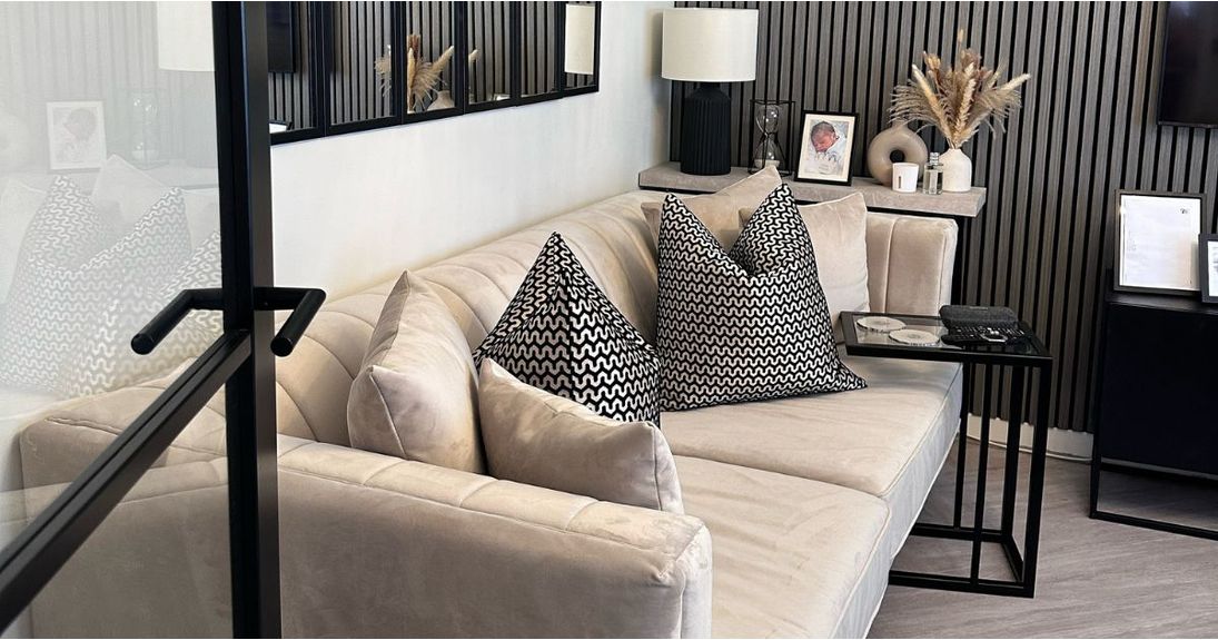 5 Layout Tips for an Awkwardly Shaped Living Room